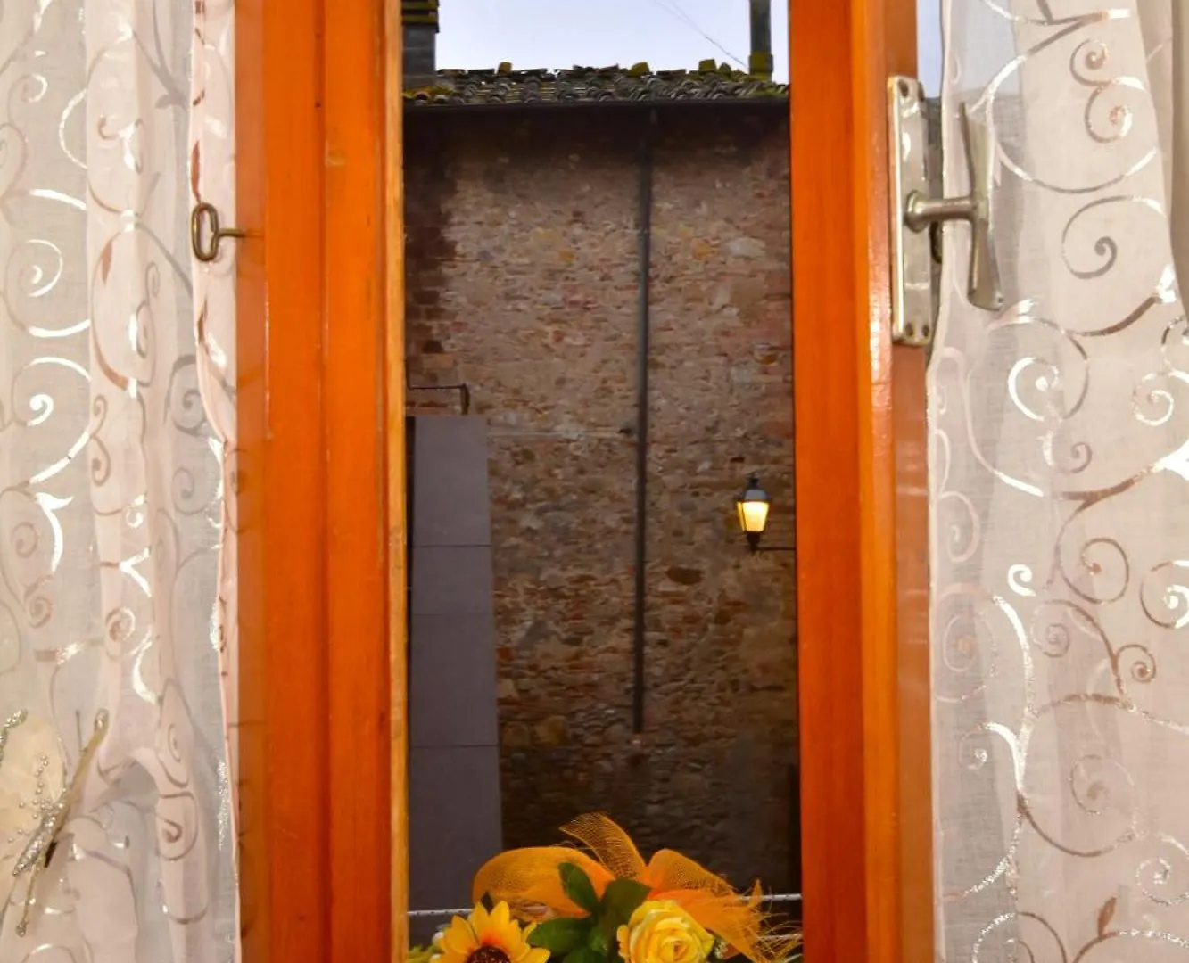Le Case Di Isabella Gambassi Terme Guest house