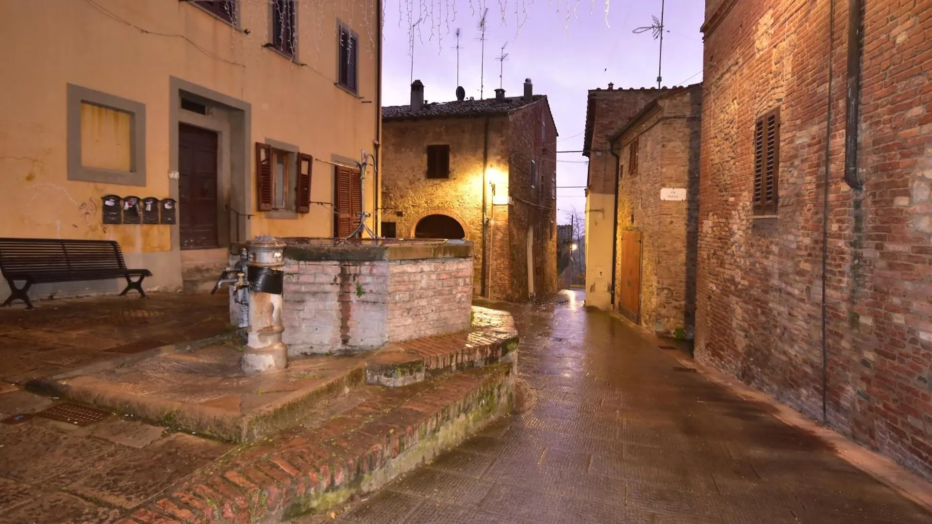 Le Case Di Isabella Gambassi Terme Guest house